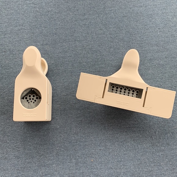 Border and Corner paper punch by Martha Stewart. Scrapbooking - Picture 2 of 3